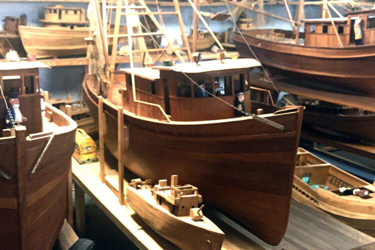 wooden boat models